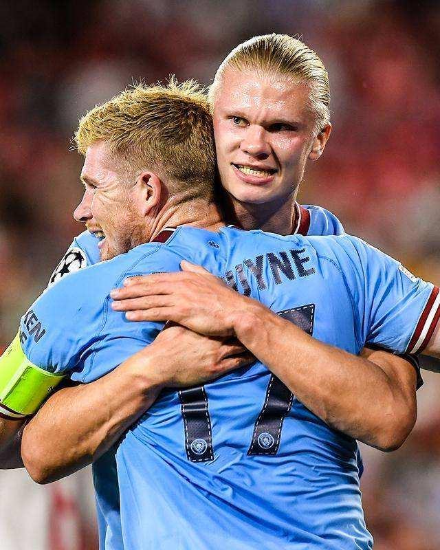 21世纪戴帽的巴萨球员：梅西48次断档领先，莱万4次跻身前五