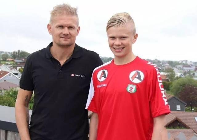 王牌对决！姆巴佩21场25球4助，哈兰德20场20球3助