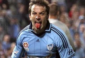 津门虎将在11月16日举办年票球迷开放日活动，共100个名额