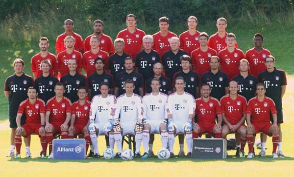 知名巴萨球迷：梅西不该偷偷的溜进诺坎普，这不是他家而是我们的